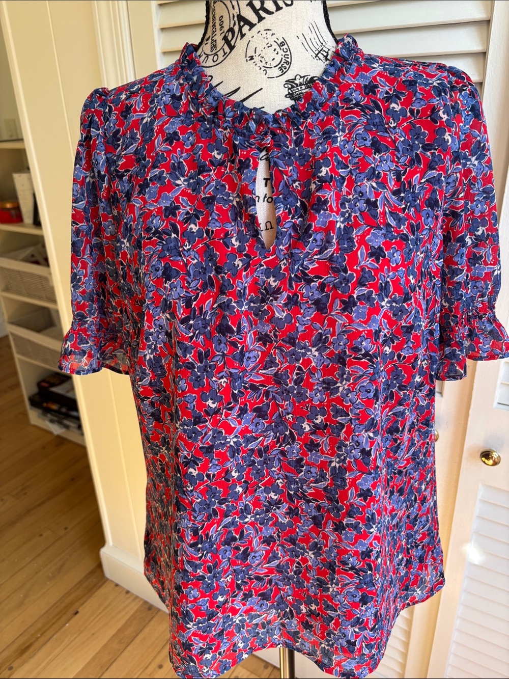 J. Crew Red Blue Floral Ruffle Neck Blouse Top Size M